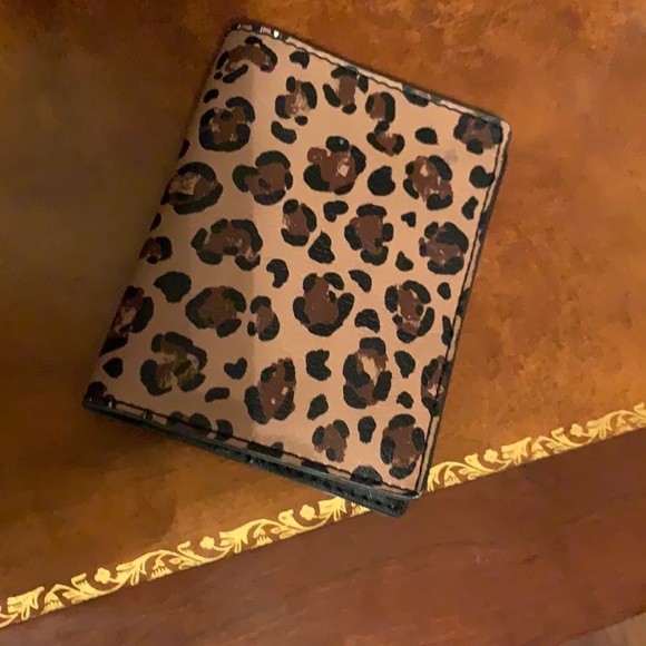 Wallet - Picture 2 of 5